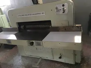 Polar Mohr 90 Cutting Machine
