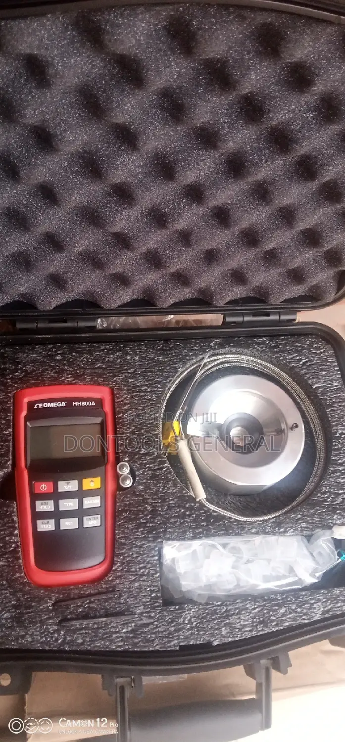 OMEGA Handheld Thermocouple Thermometers
