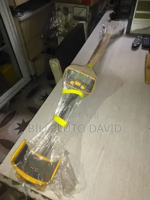 Strong Detector