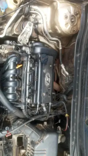 Hyundai Elantra 08