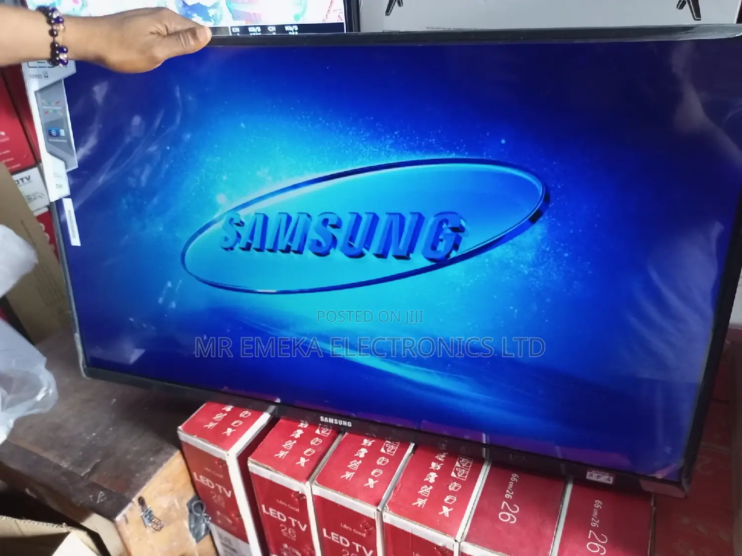 Samsung 32 Inches Tv