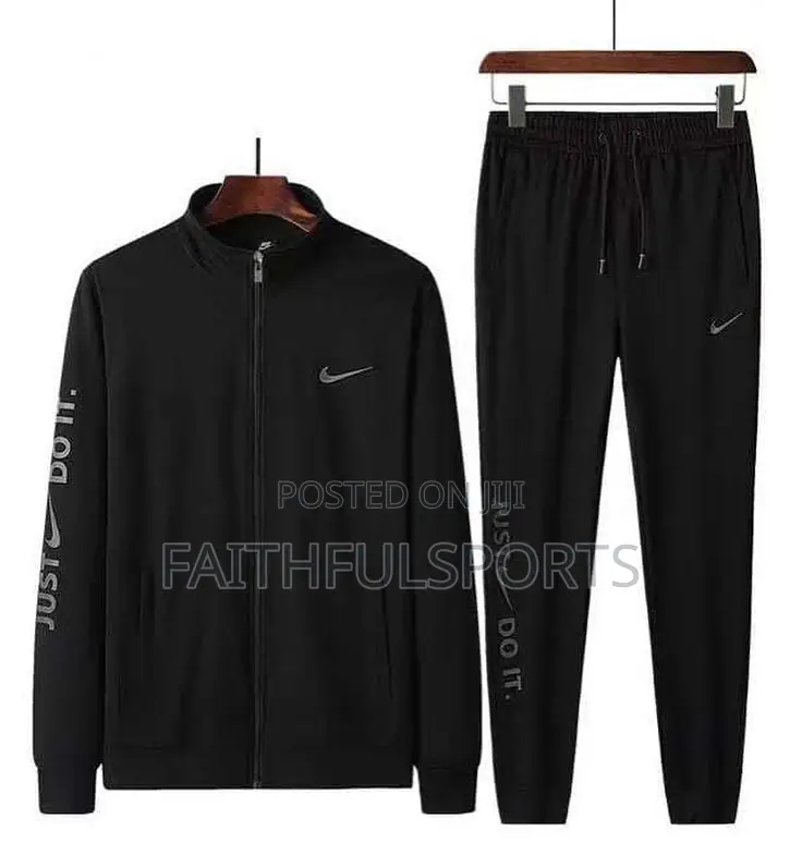 Quality Nike Tracksuit