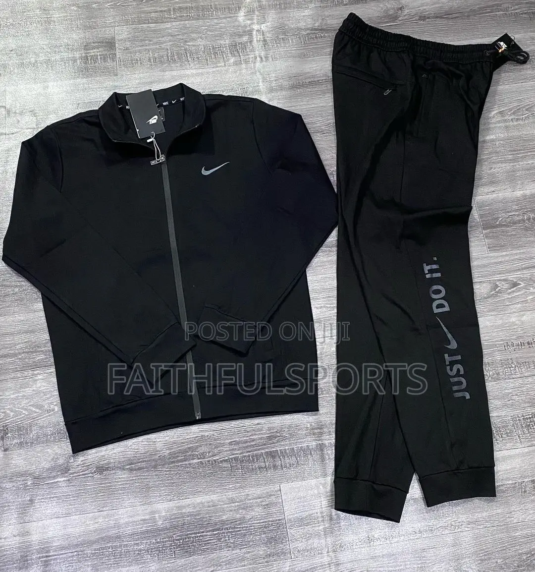 Quality Nike Tracksuit