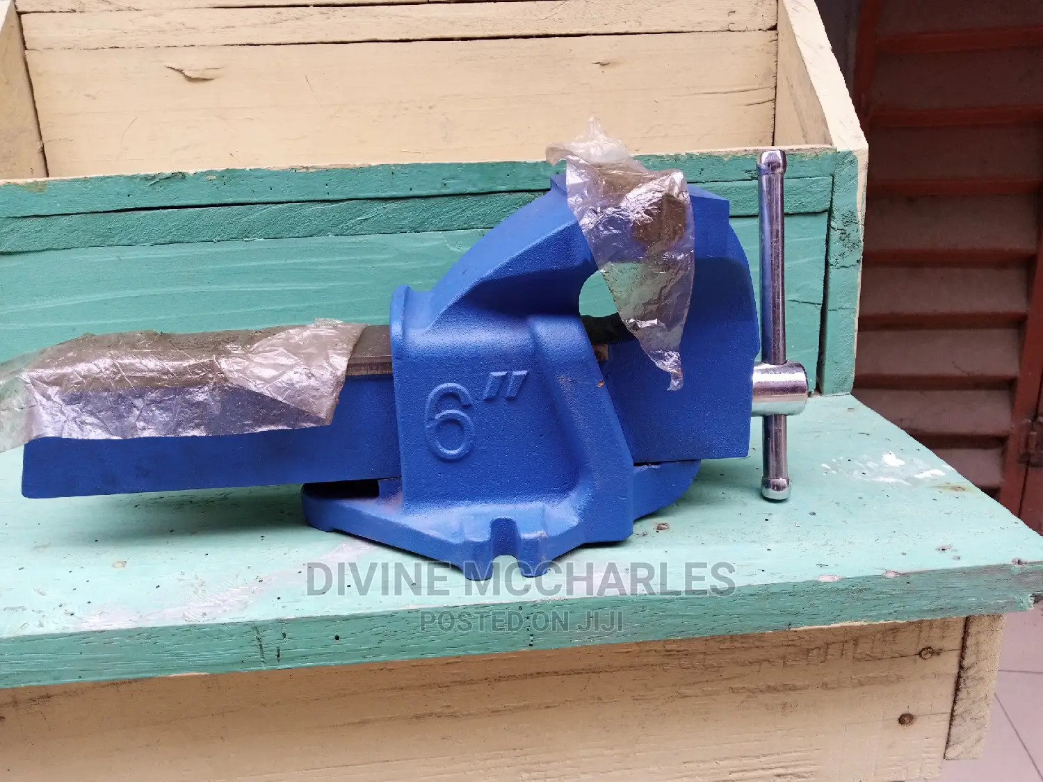 Bench Vise