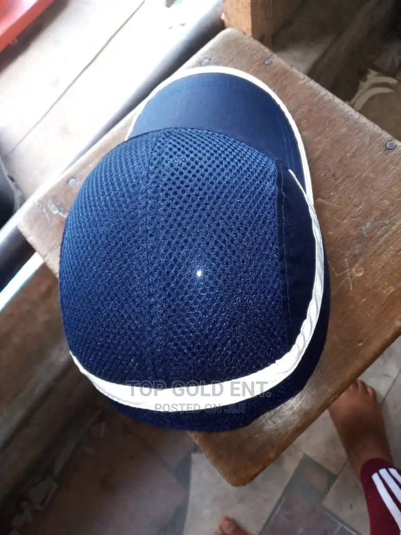 Safety Bump Cap With Reflective