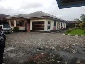 Furnished 4bdrm Bungalow in Baba Estate, Port-Harcourt for sale