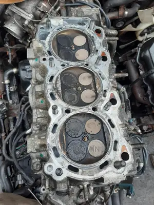 Infiniti G35X Fx35 Ex35 M35X G37X Cylinder Head