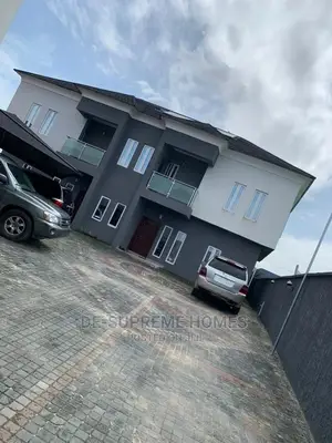 4bdrm Duplex in Golf Estate, Lakowe for rent
