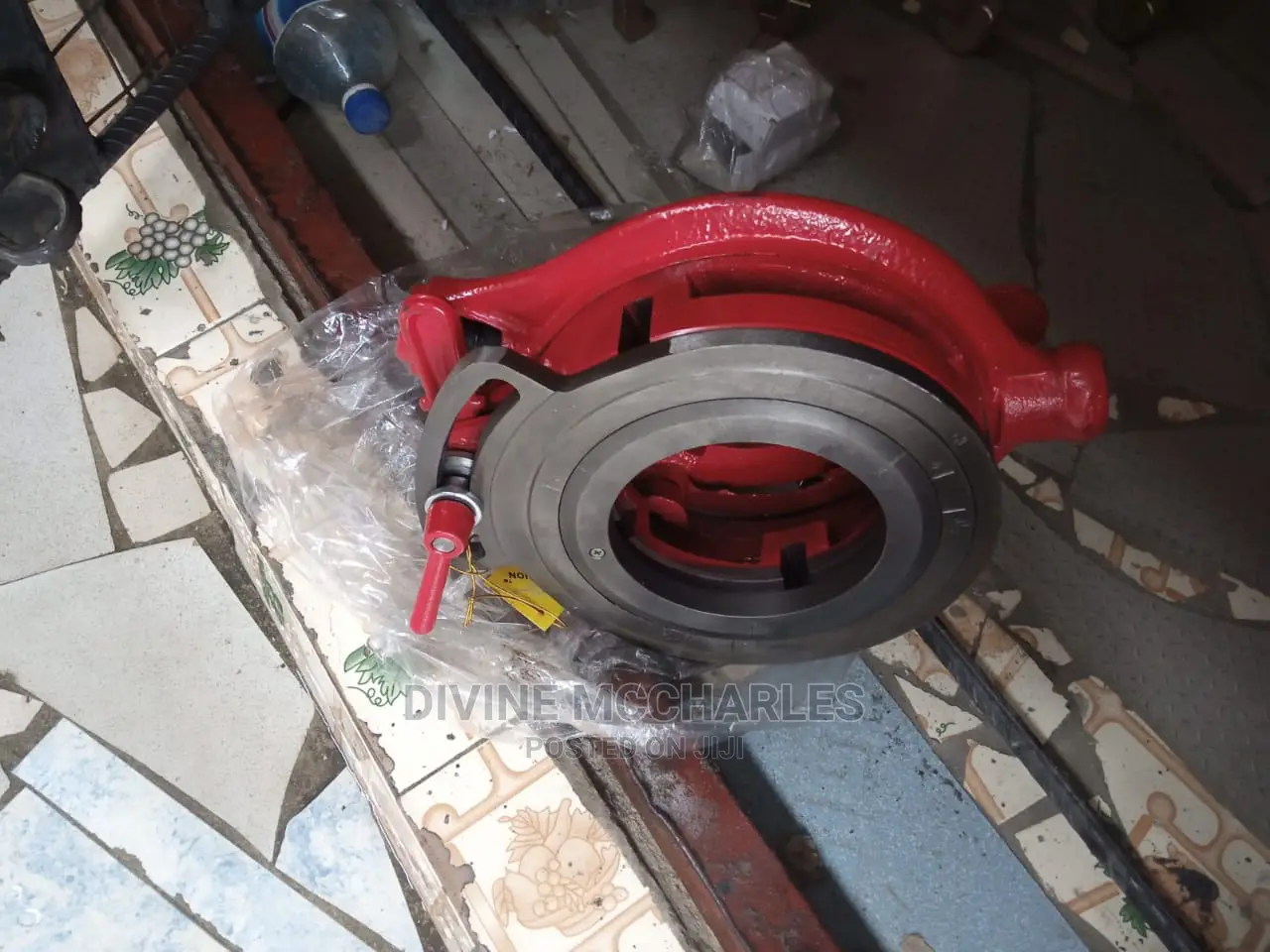 21⁄4-4inches Manual Threading Machine