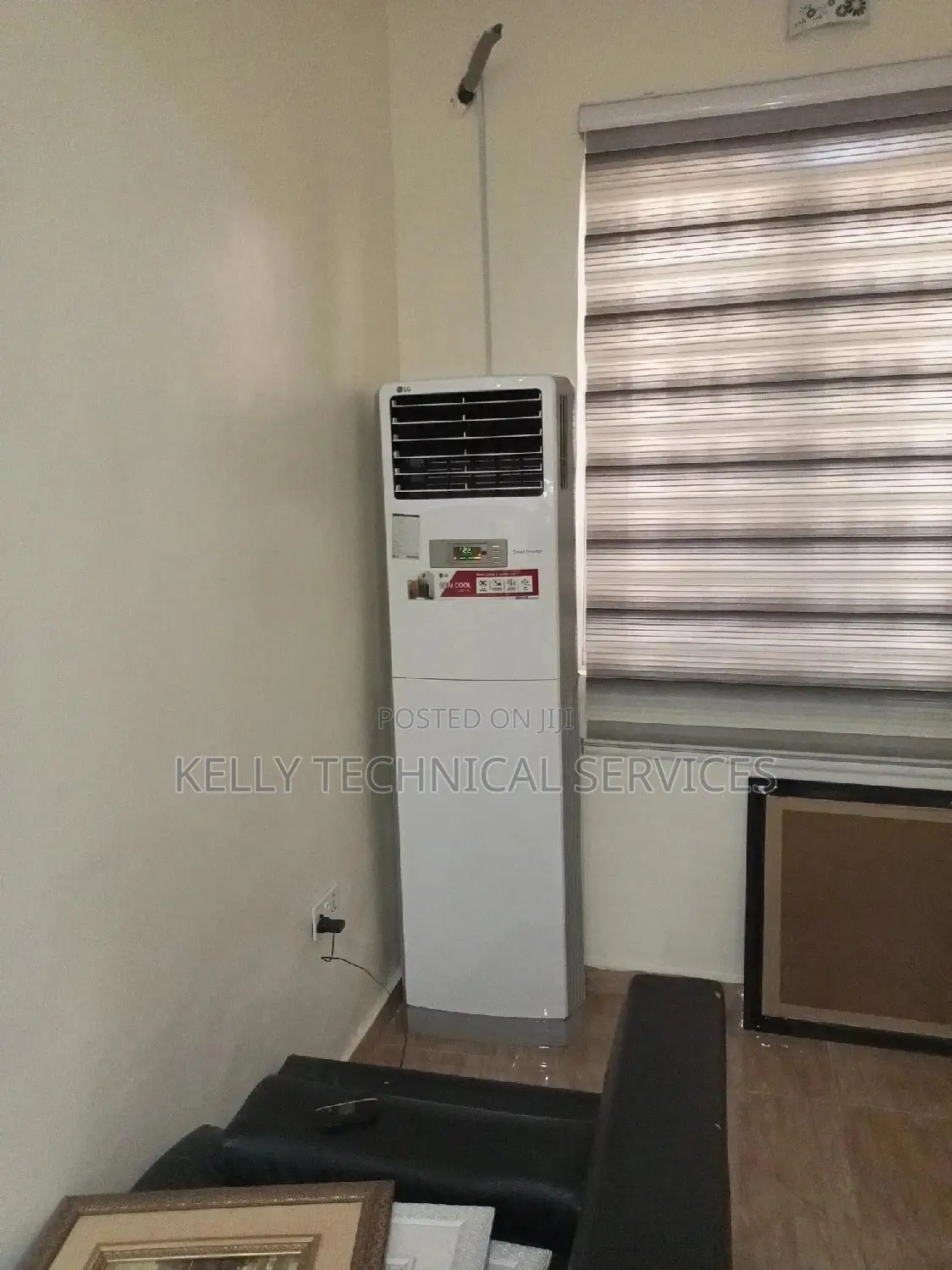 AC TECHNICIAN and Refrigerator Man