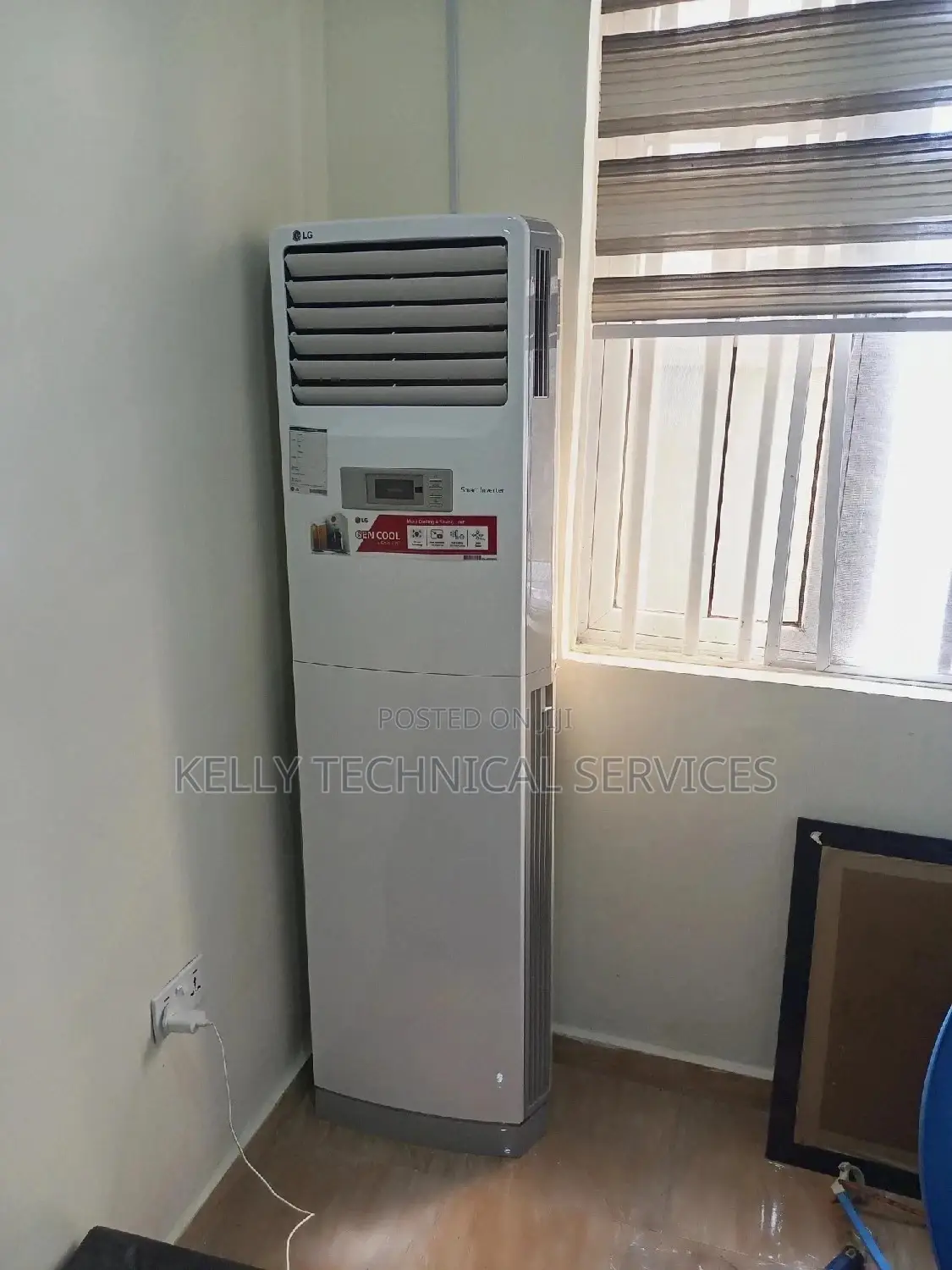 AC TECHNICIAN and Refrigerator Man