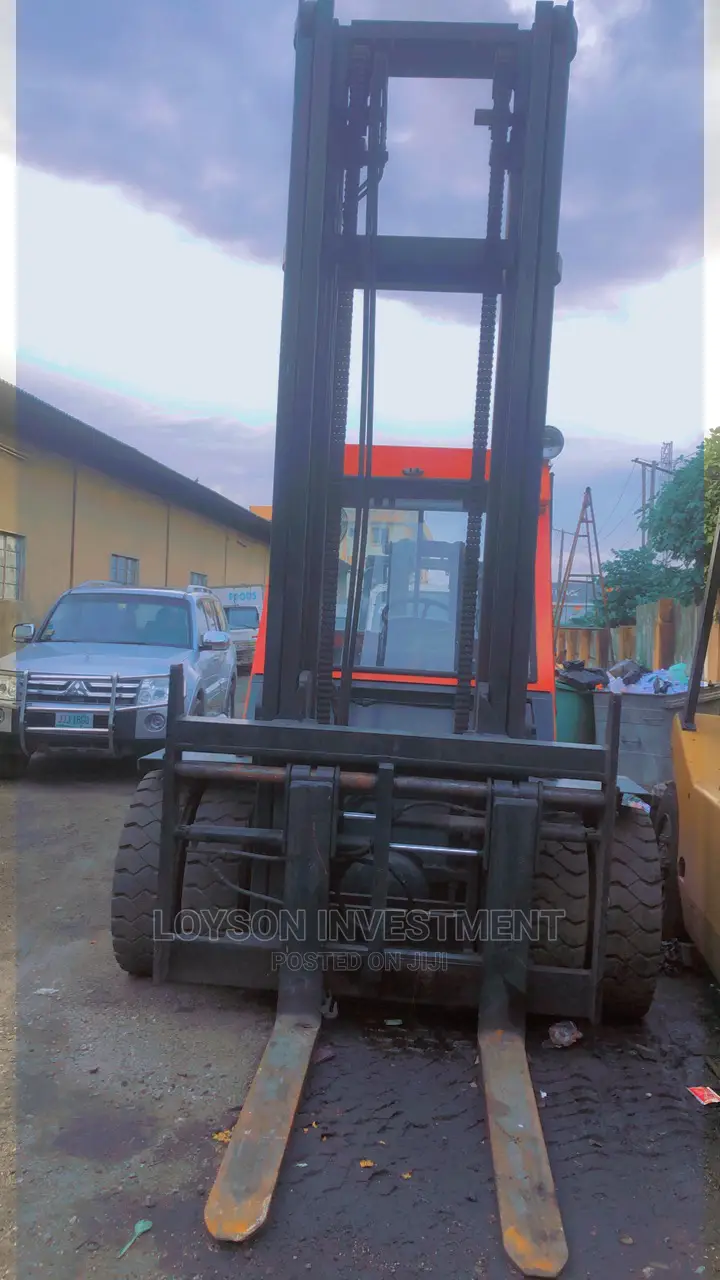 Hyster 8 Tons For Hire.