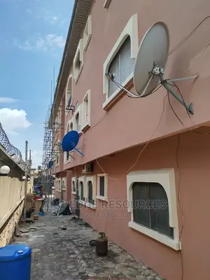 3bdrm Block of Flats in Ago Palace for sale