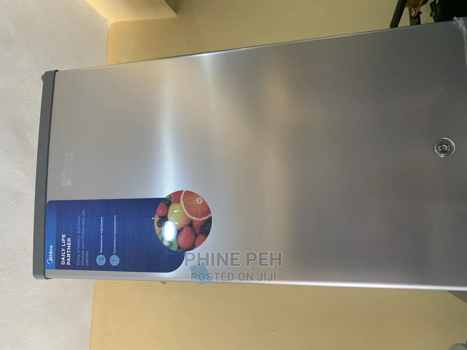 Midea Single Door Fridge Hs-112l - Silver