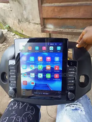 Rav 4 (10 Inches) Android Screen( 08/10) With GPS Navigation