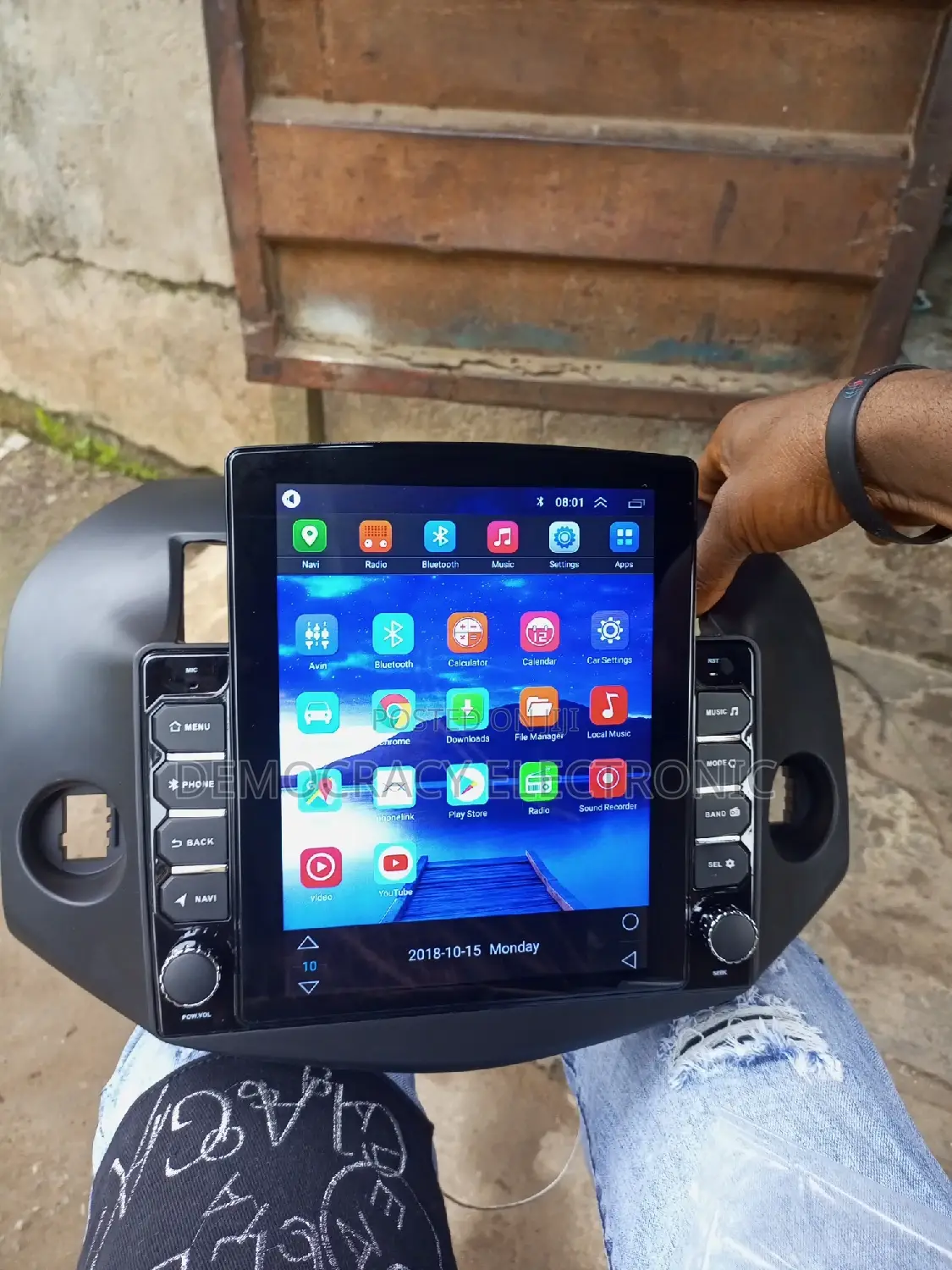 Rav 4 (10 Inches) Android Screen( 08/10) With GPS Navigation