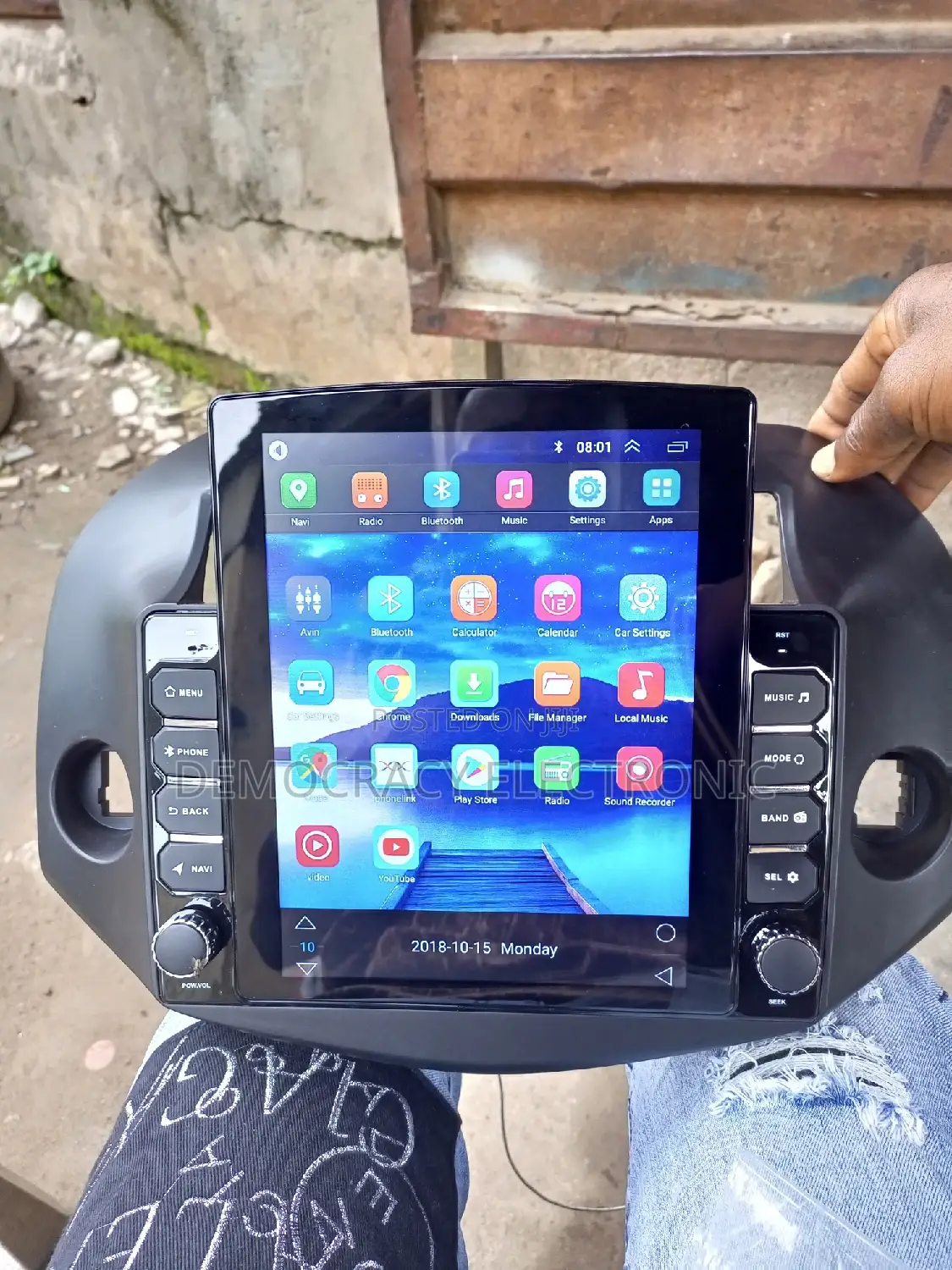 Rav 4 (10 Inches) Android Screen( 08/10) With GPS Navigation