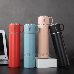 Vacuum Flask With Two Cups