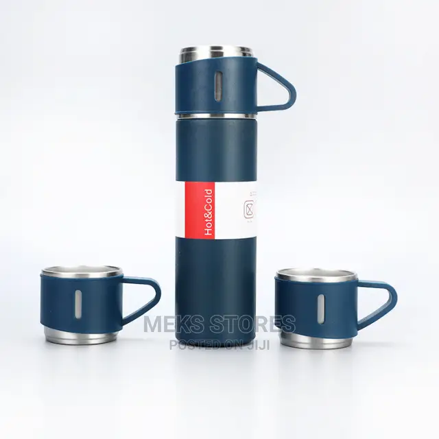 Vacuum Flask With Two Cups