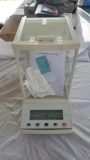 Analytical Balance (220g X 0.1mg)