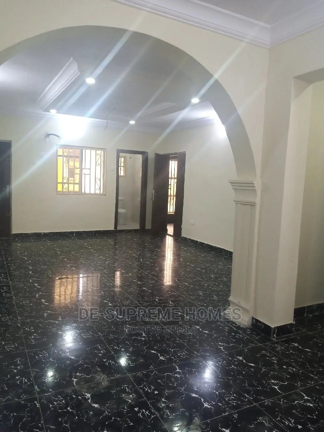 3bdrm Block of Flats in Ogunfayo Eputu, Awoyaya for rent