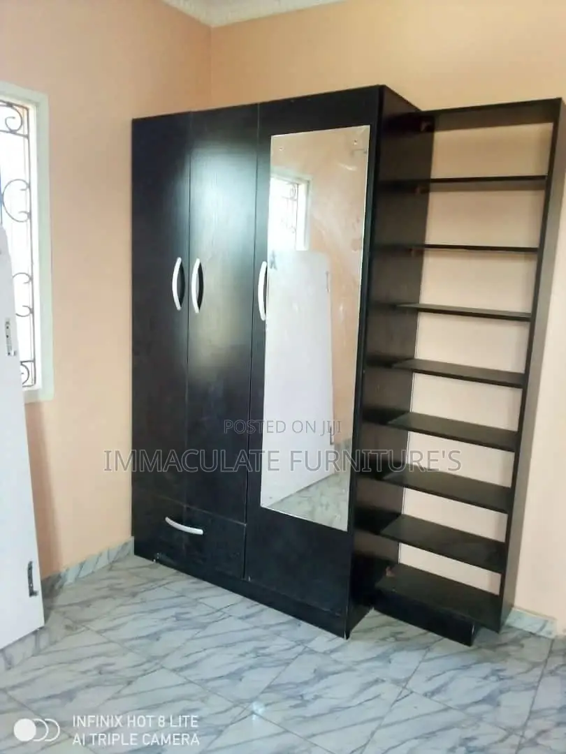 4ftby6ft Wardrobe and Rack