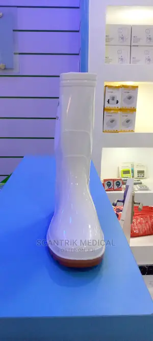 Unisex Hospital Boot