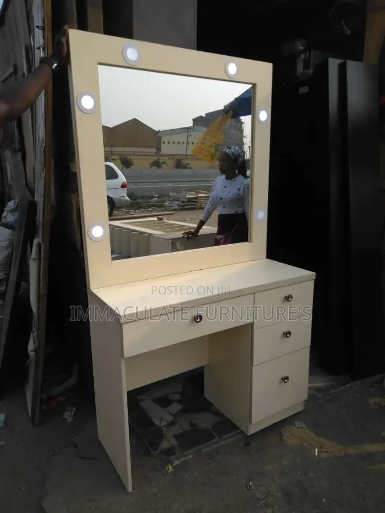 Dressing Mirror
