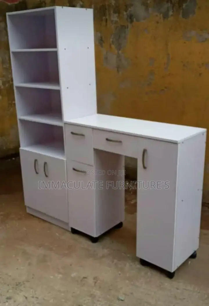 Table and Shelve