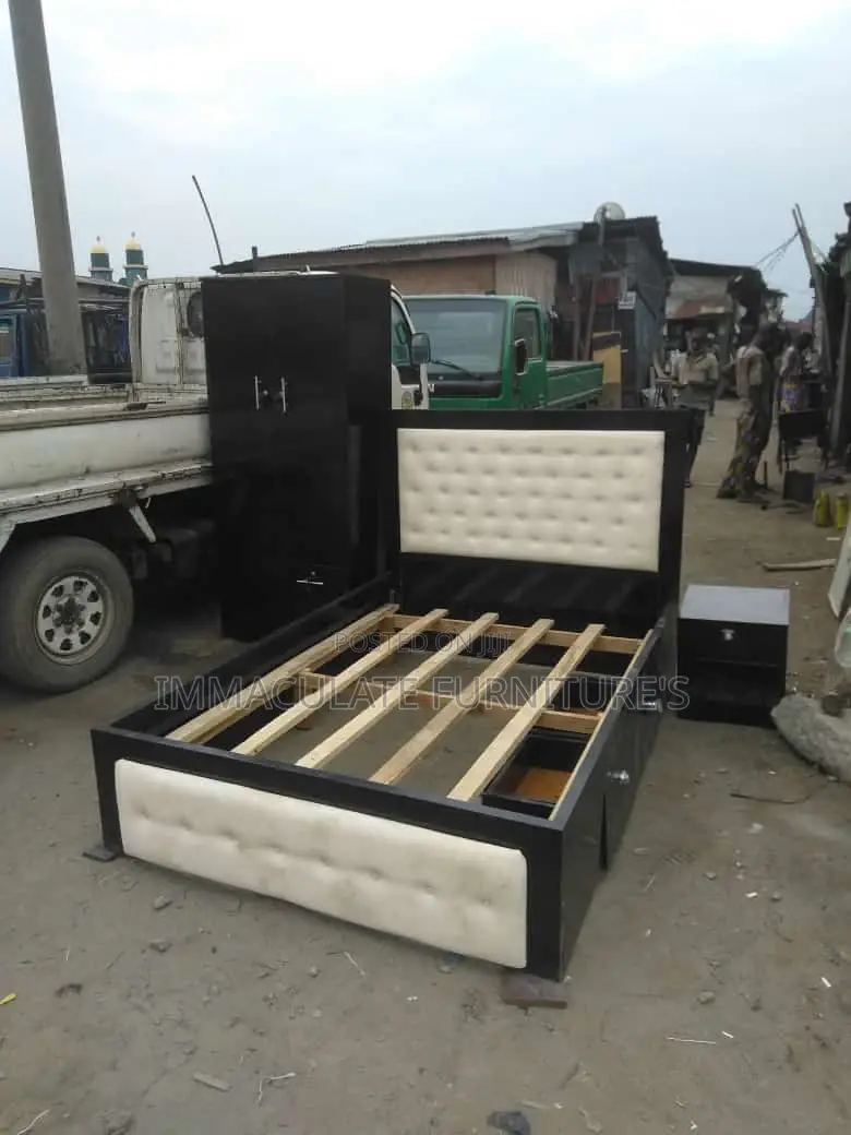4andhalfby6 Bedframe