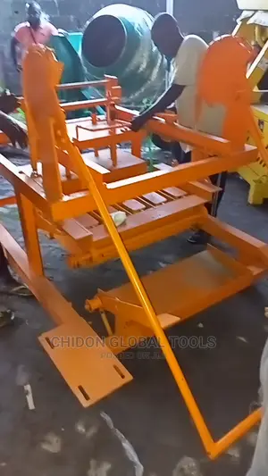Block Moding Machine