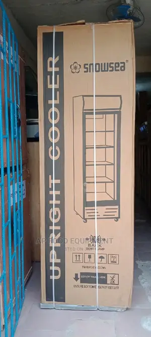 Single Door Display Chiller.