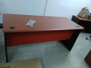 5ft Office Table With 6drawers