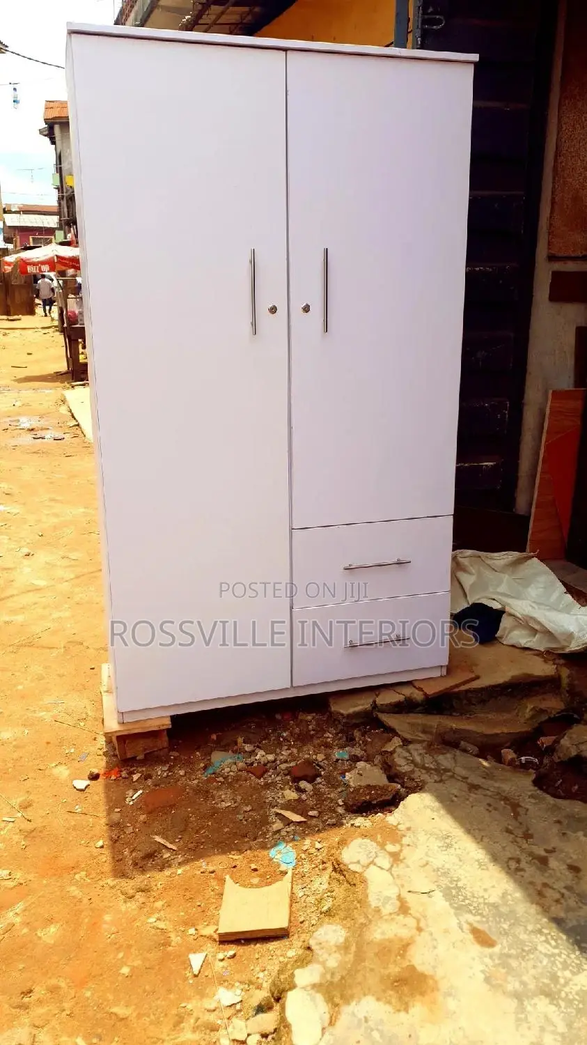 4ft Wardrobe Promo – Limited Stock Available