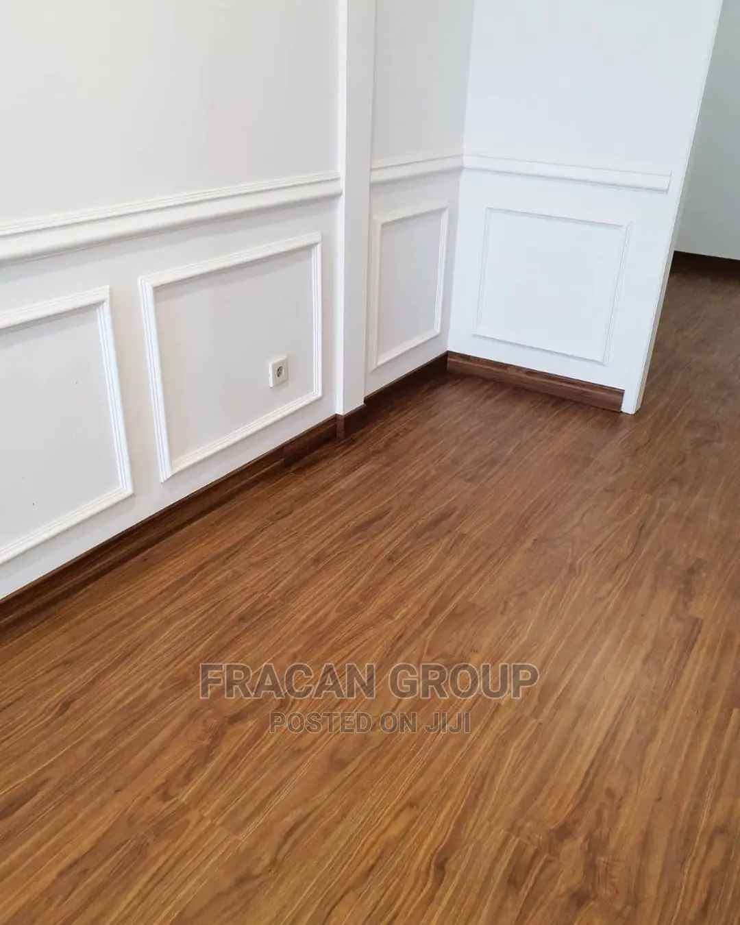 Vinyl PVC Flooring Tile. Water Friendly