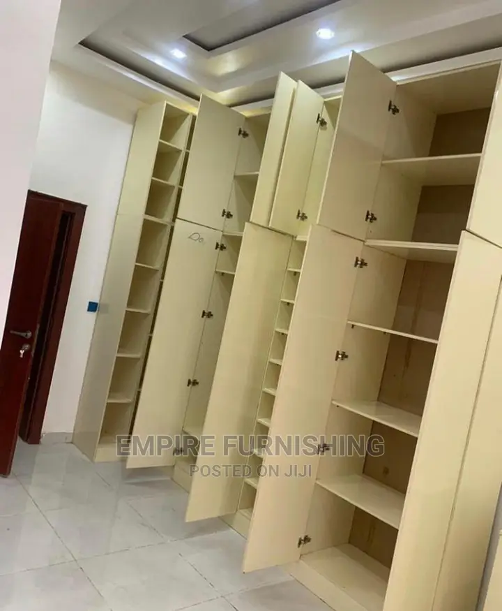 Nice Waldrop With Shoe Rack