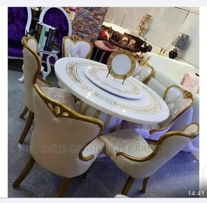 Rotating Dinning Table