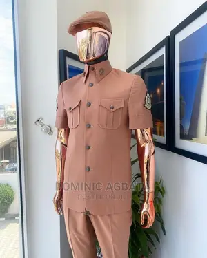 Short Sleeve Safaris