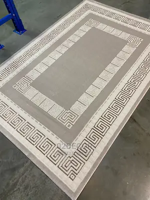 Simple Design Center Rugs Available 7/10