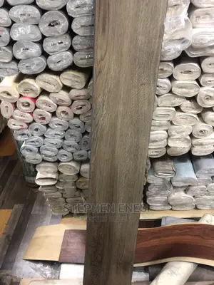 Luxury PVC Vinyl, SPC, Wooden Laminates
