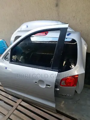Hyundai Santafe 2010 Model Body Parts Available