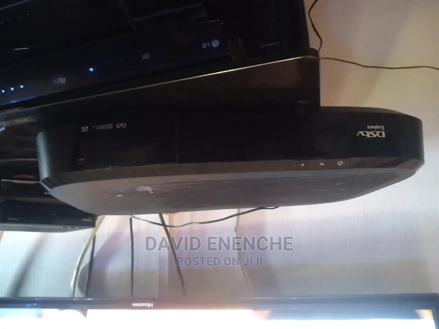 DSTV Xplorer 1