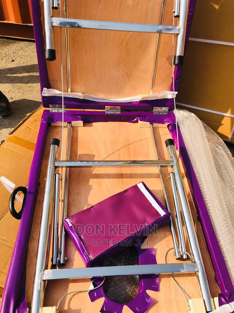 Fordable Examination Couch Difference Colours