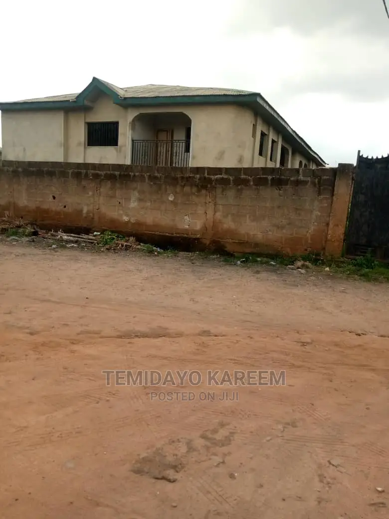 Furnished 3bdrm Block of Flats in Mubarak Estate, Ifo for sale