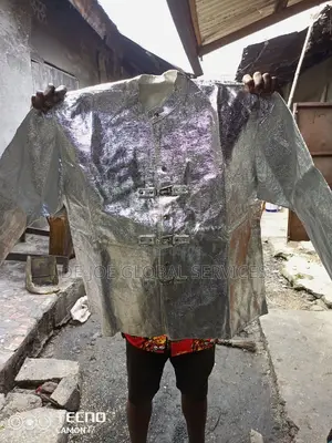 Heat Radiation Resistant Suit/Coverall and the Mask