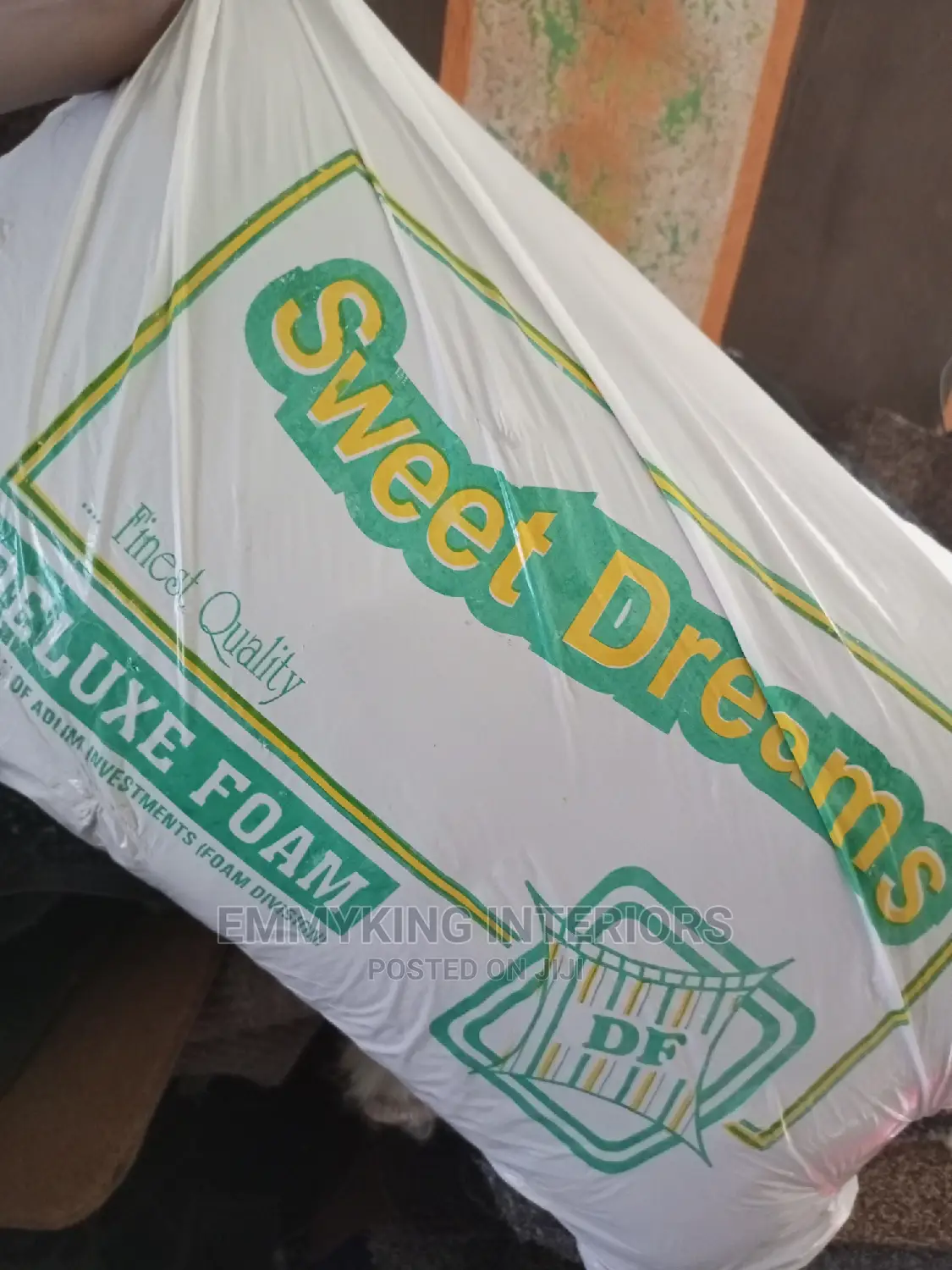 Dulux Fiber Pillow