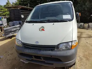 Toyota HiAce 2001