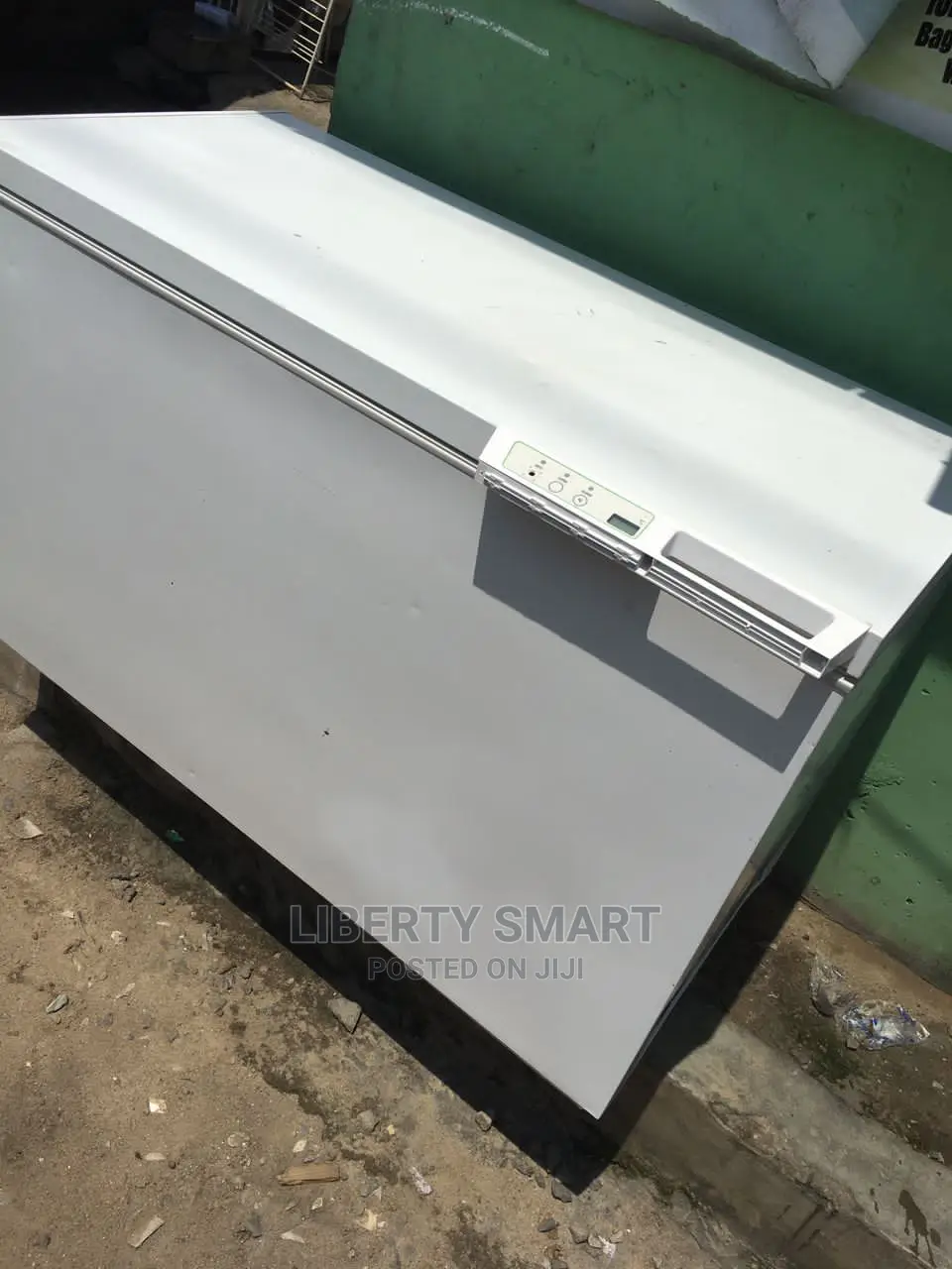 AEG Deep Freezer 300 Litres