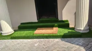Quality Grass Rug