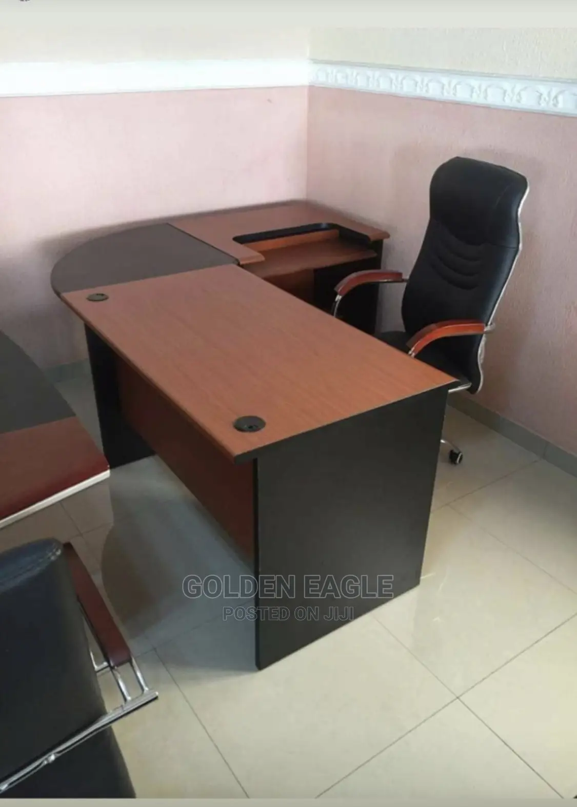 4ft C Shape Table